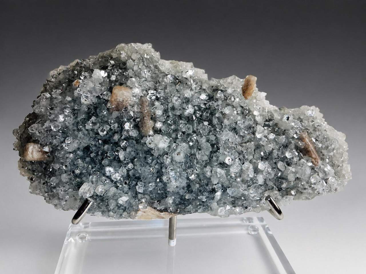 Large clear Apophyllite crystal specimen with peach Stilbite from Nashik, India