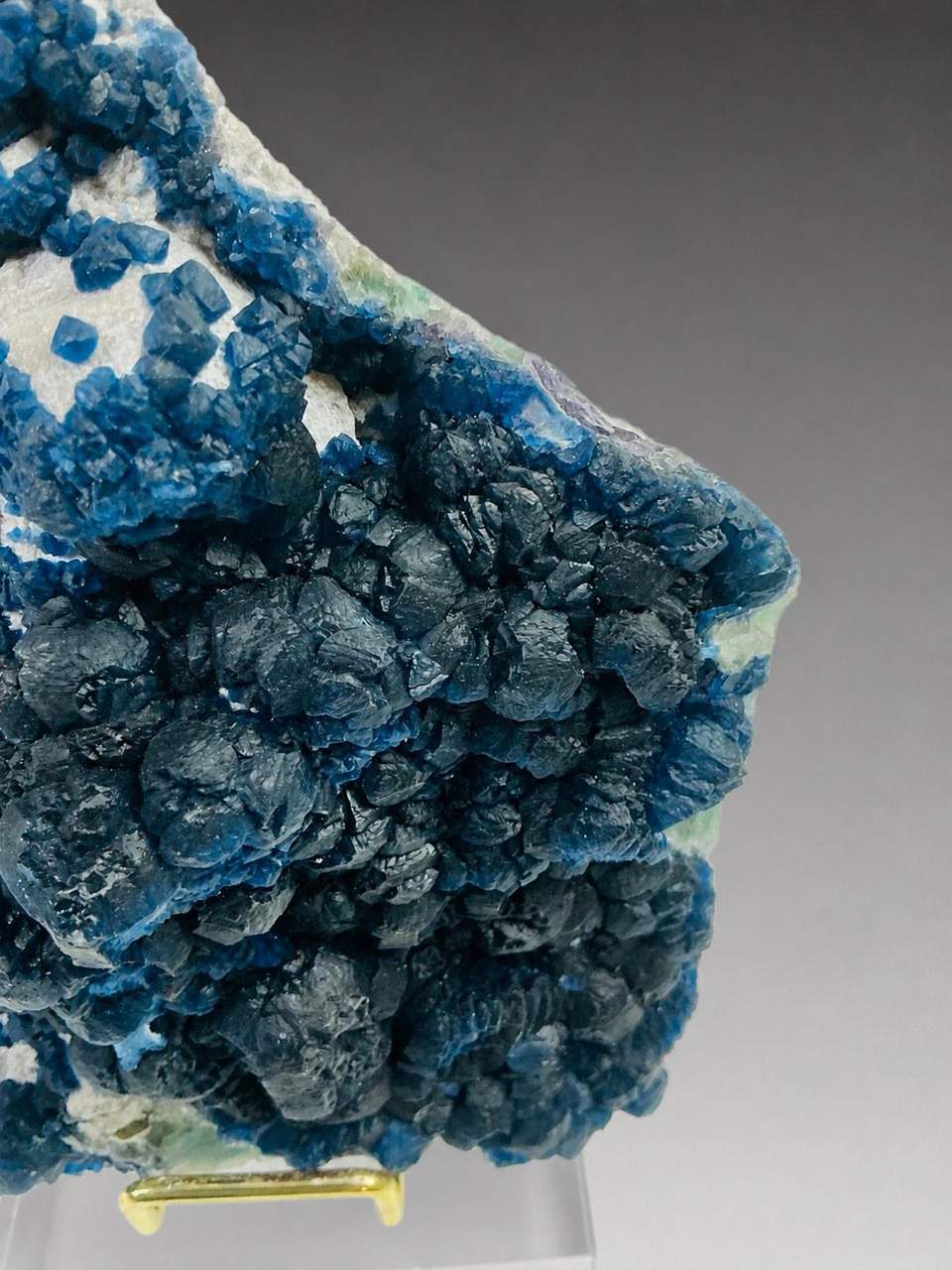 8 of 9: alternate view of the 875 g Huanggang Blue Fluorite on Quartz specimen