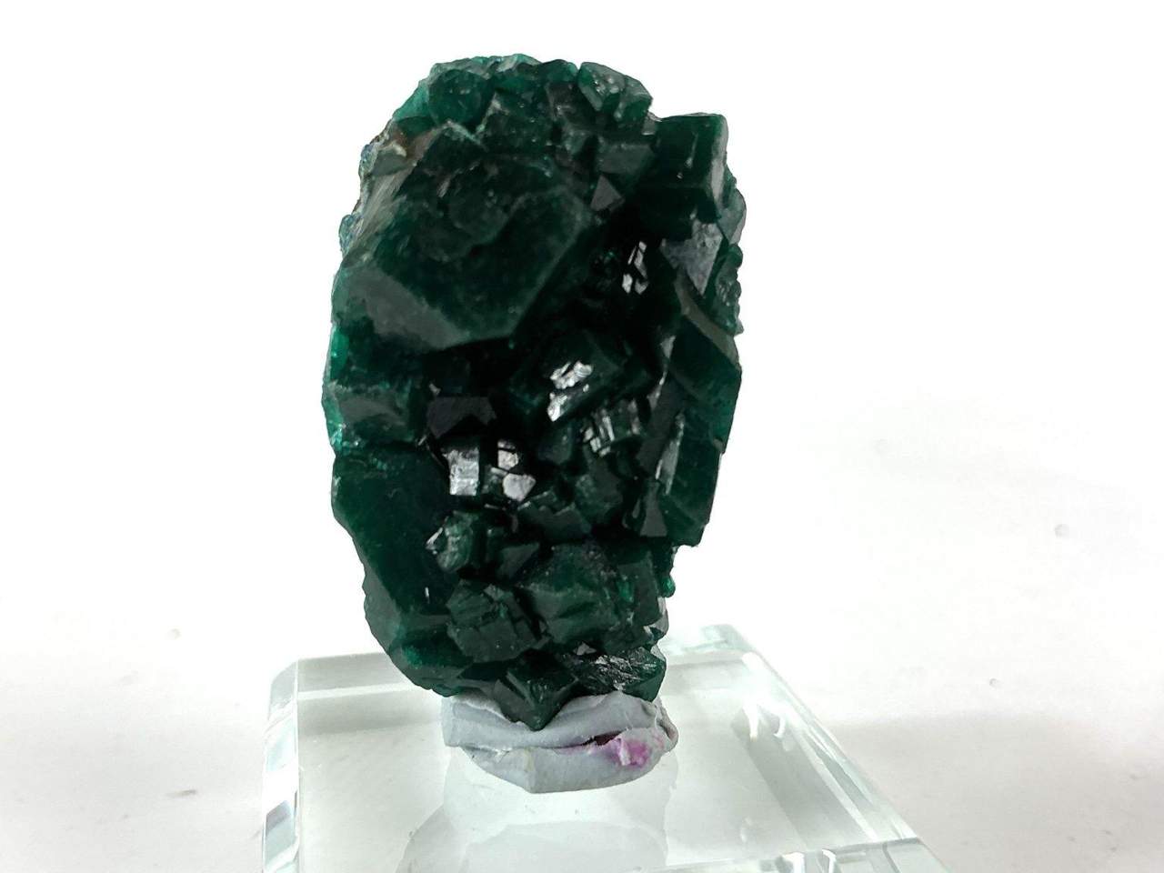Emerald-green Dioptase crystal specimen from N’tola Mine, Mindouli