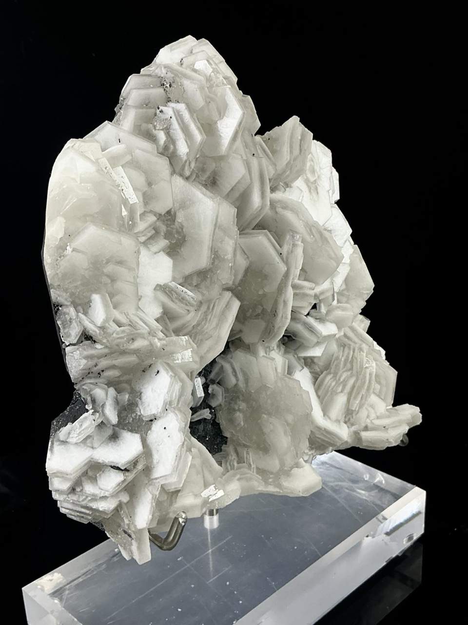 View 3 of the layered Calcite crystals