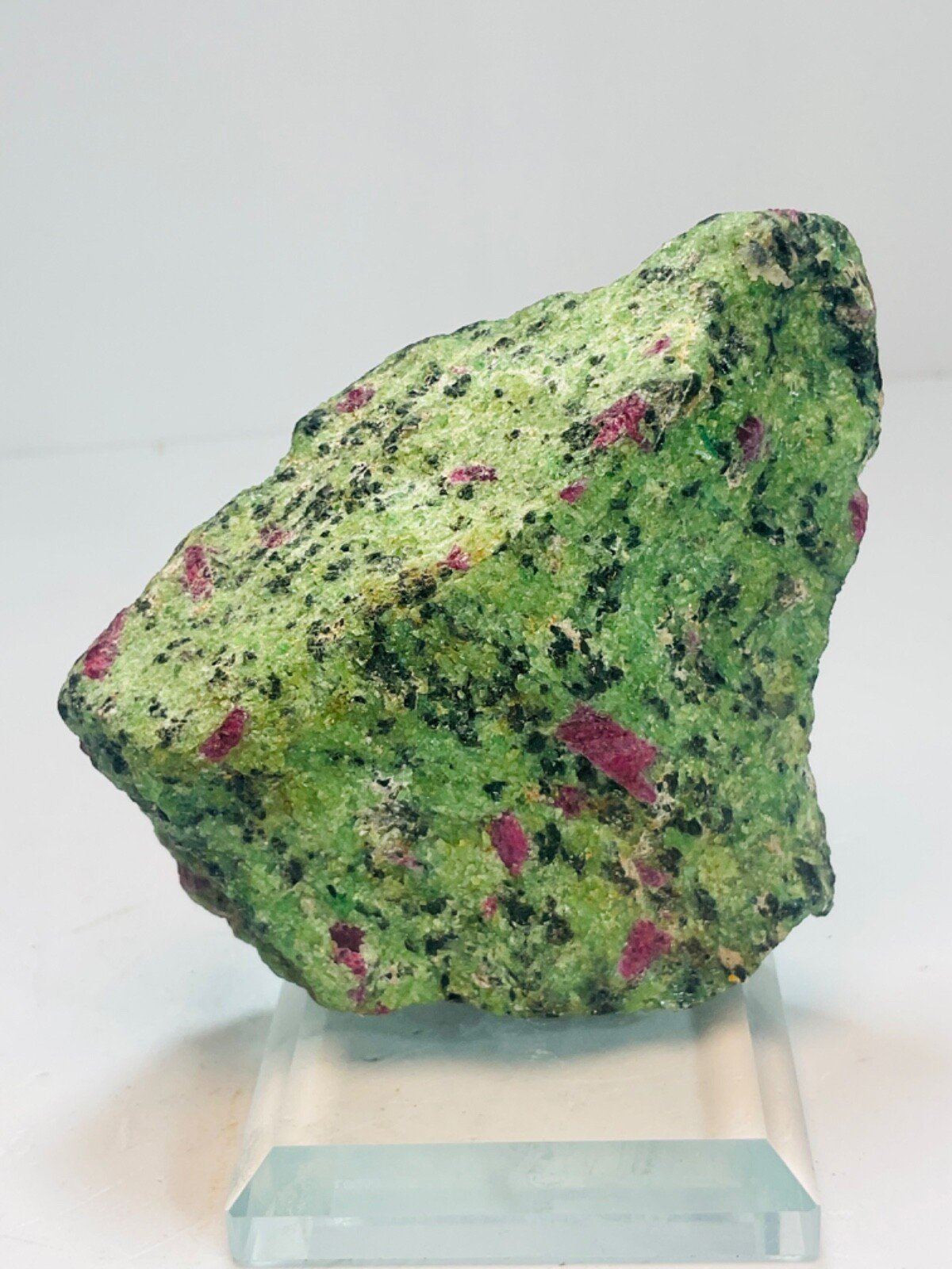 Ruby in Zoisite — Tanzania — 228 g — view 2