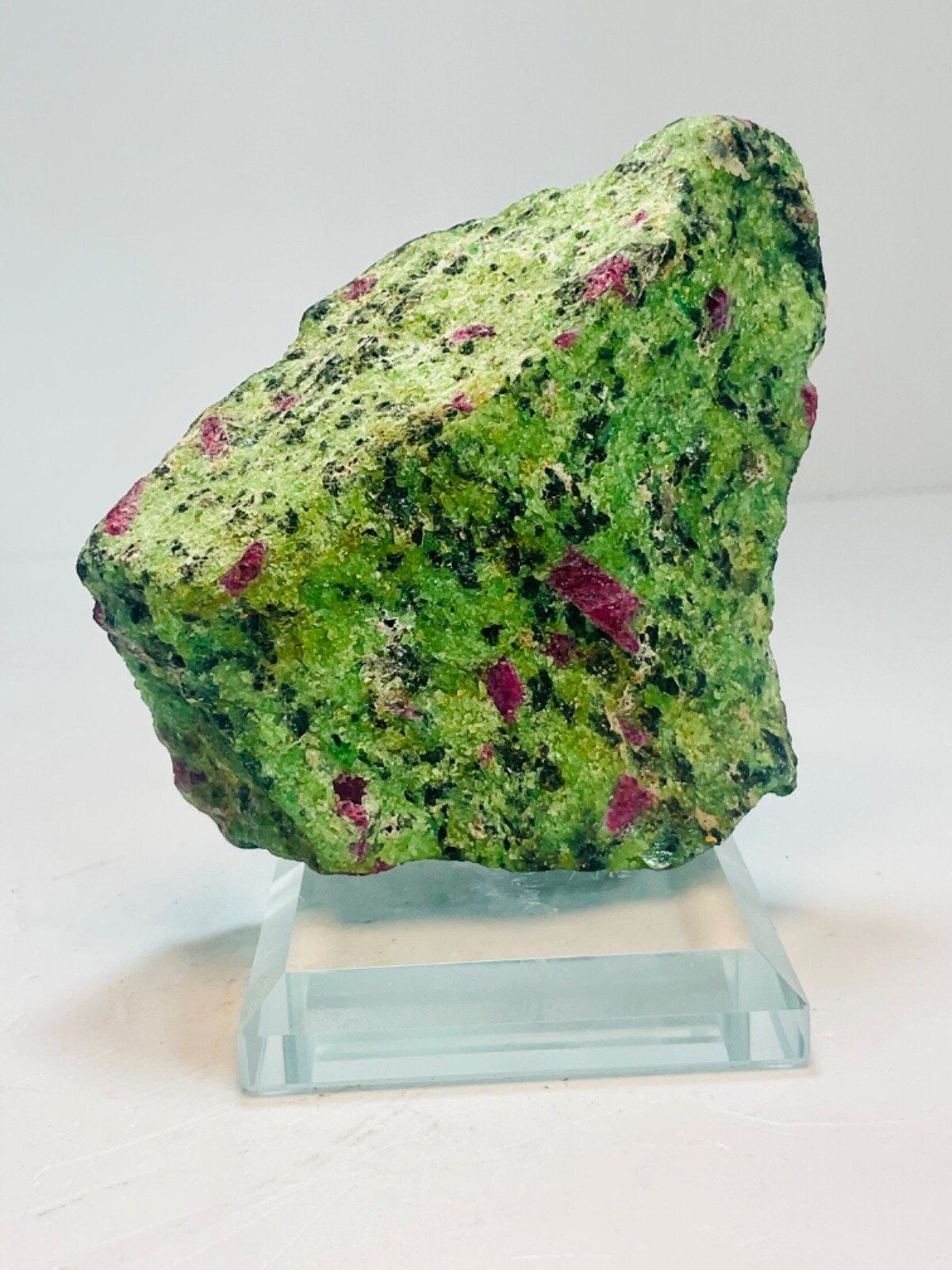 Ruby in Zoisite — Tanzania — 228 g — view 4