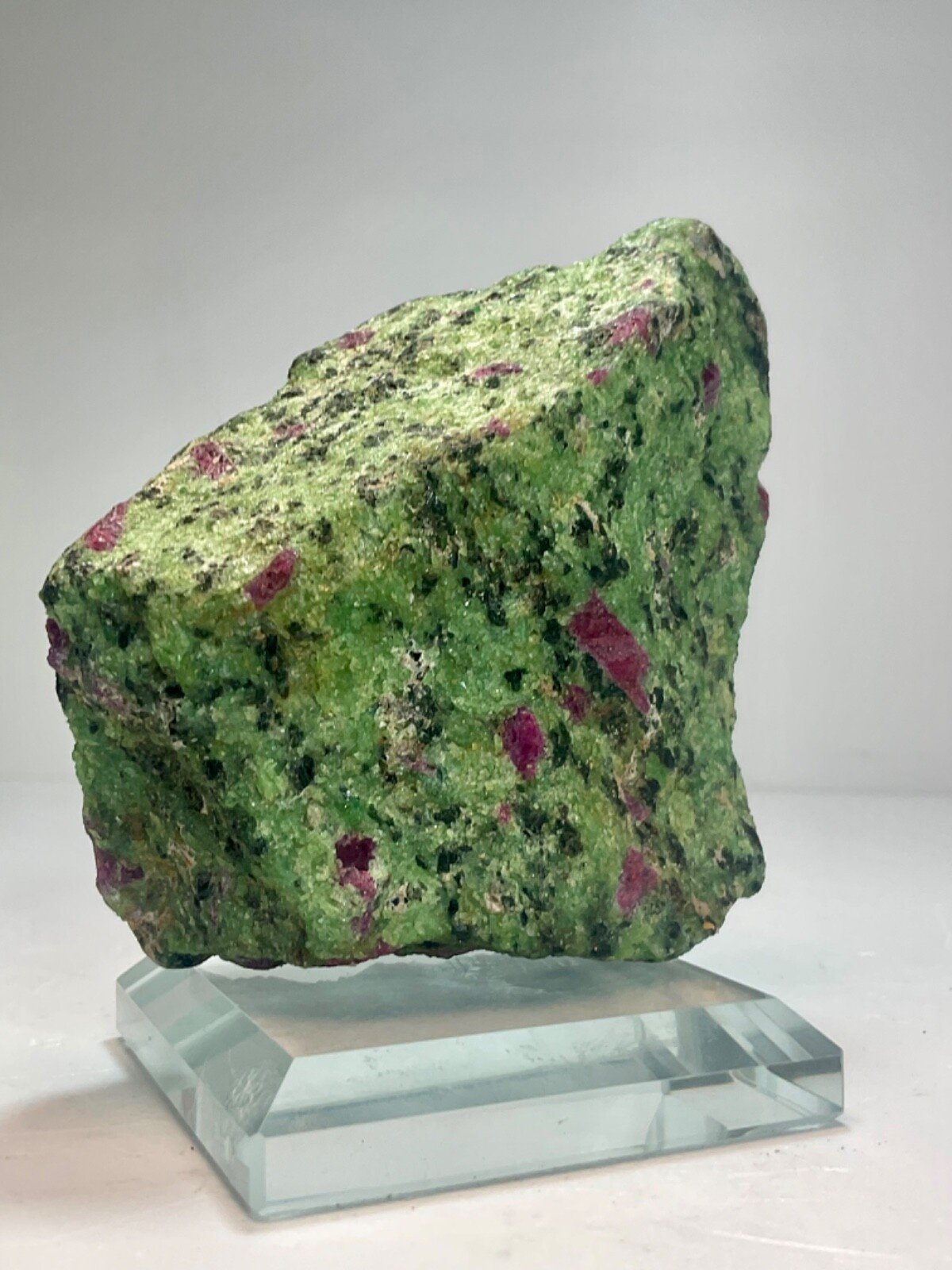 Ruby in Zoisite — Tanzania — 228 g — view 5
