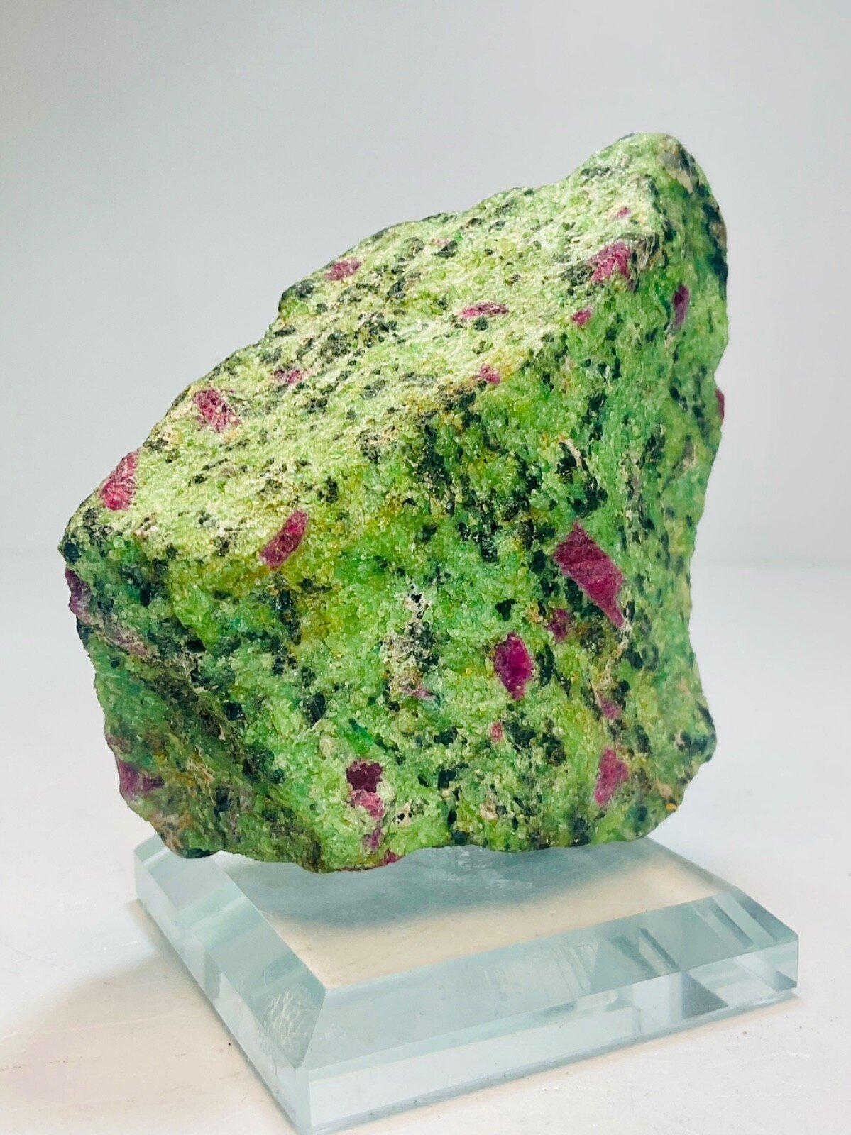 Ruby in Zoisite — Tanzania — 228 g — view 6