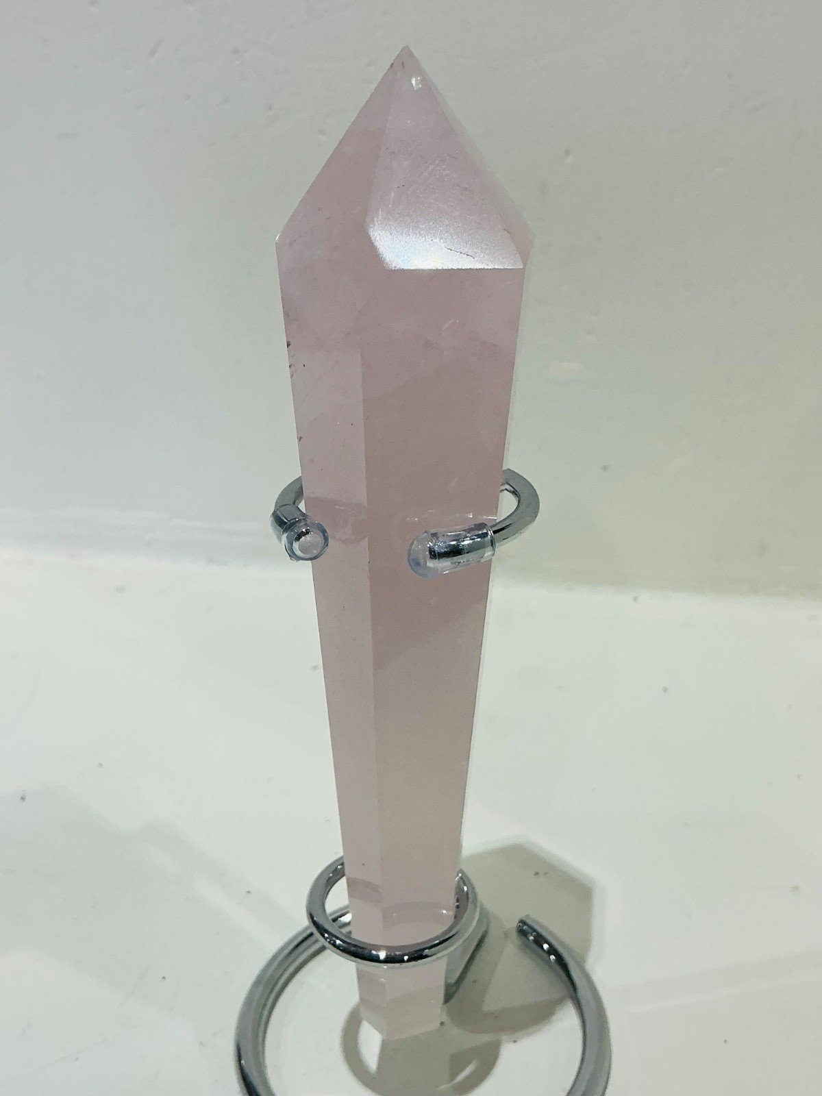 Rose Quartz Sceptre Tower with Stand — 14 cm — 138 g — view 3