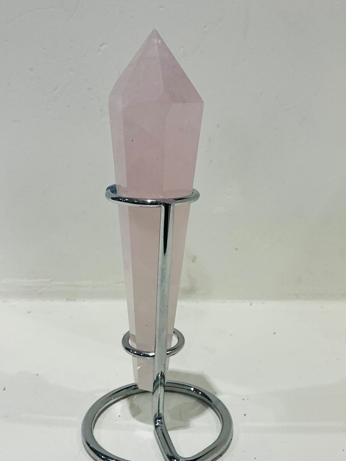 Rose Quartz Sceptre Tower with Stand — 14 cm — 138 g — view 5