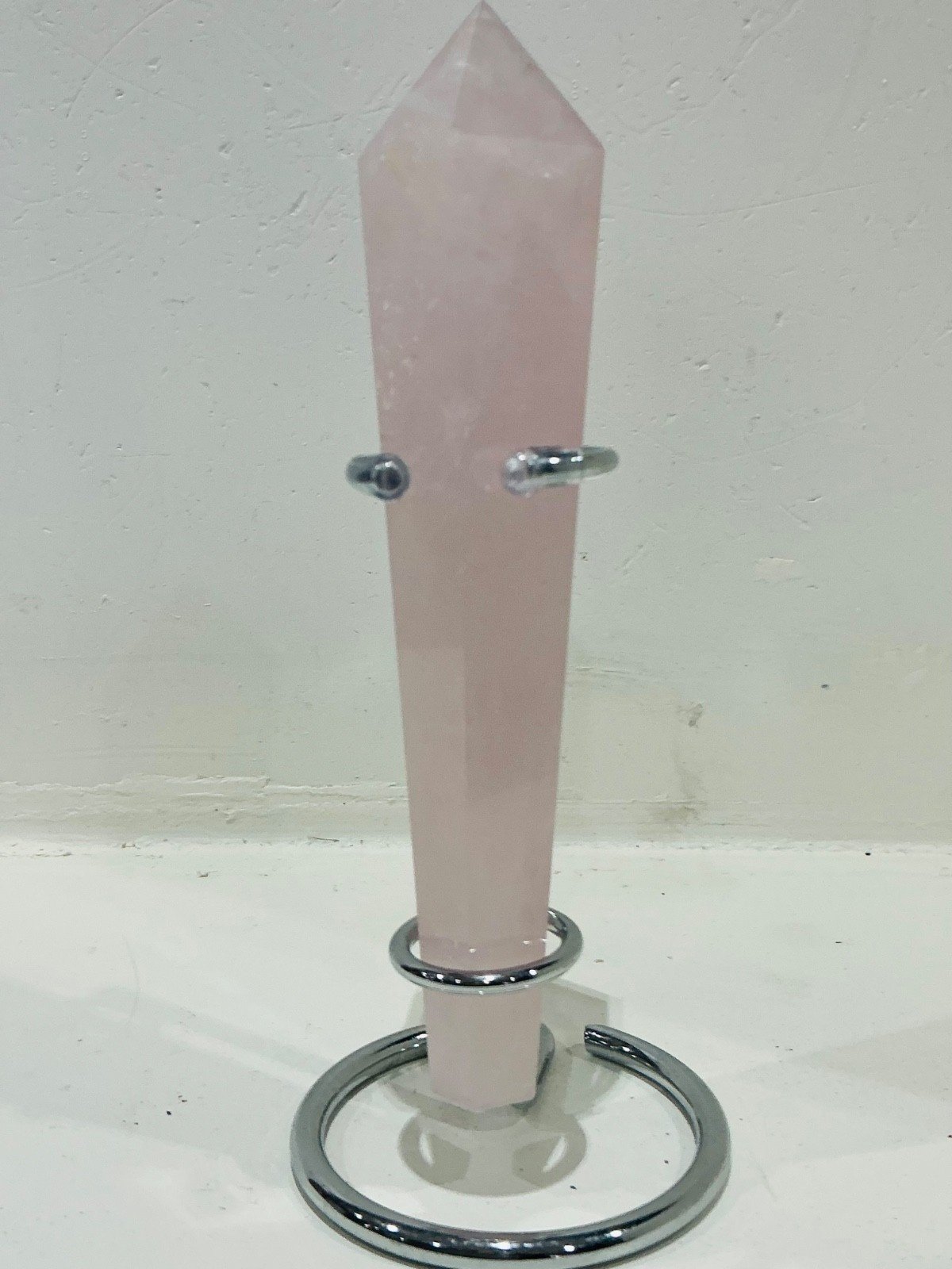 Rose Quartz Sceptre Tower with Stand — 14 cm — 140 g — view 5
