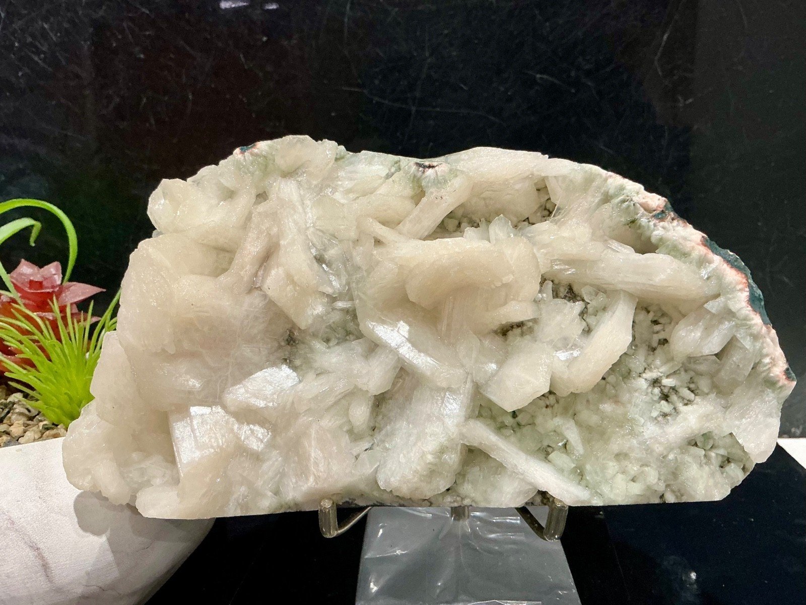 Stilbite and Associated Zeolites — India Attribution — 1.015 kg — view 5
