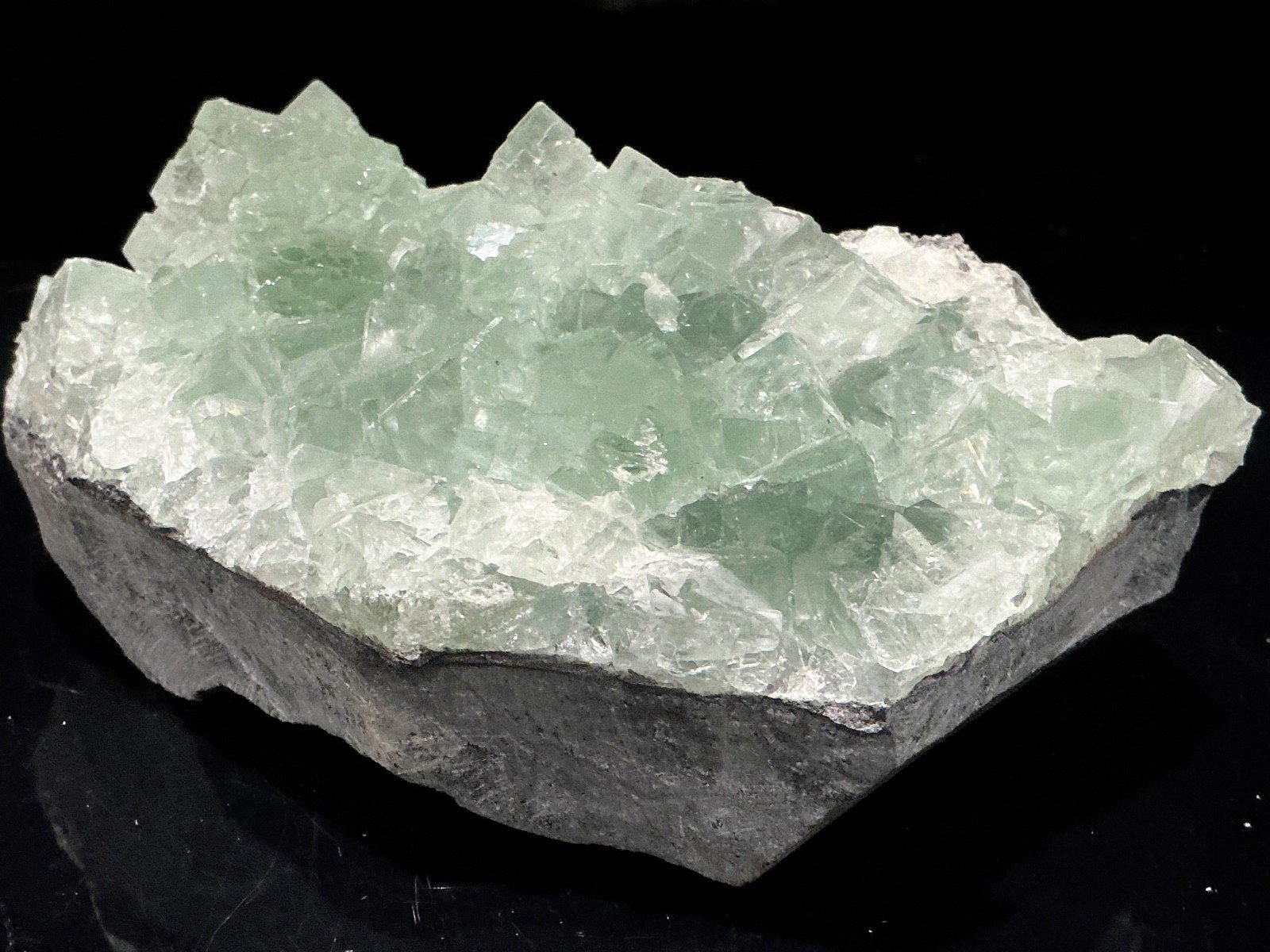 Green Cubic Fluorite Cluster — Hunan — 1.882 kg — view 2