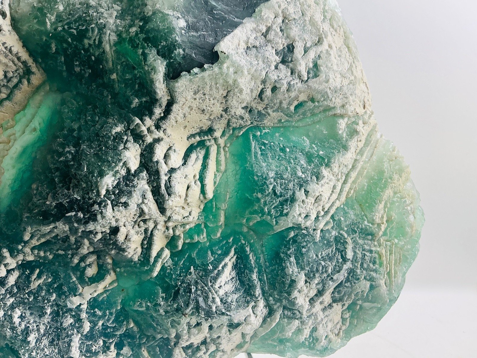 Green and Purple Fluorite with Light Base — China — 8 kg — view 6