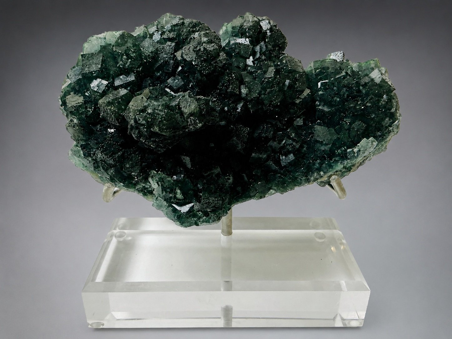 Dark Green Fluorite with Pyrite — Huanggang — 1.1 kg