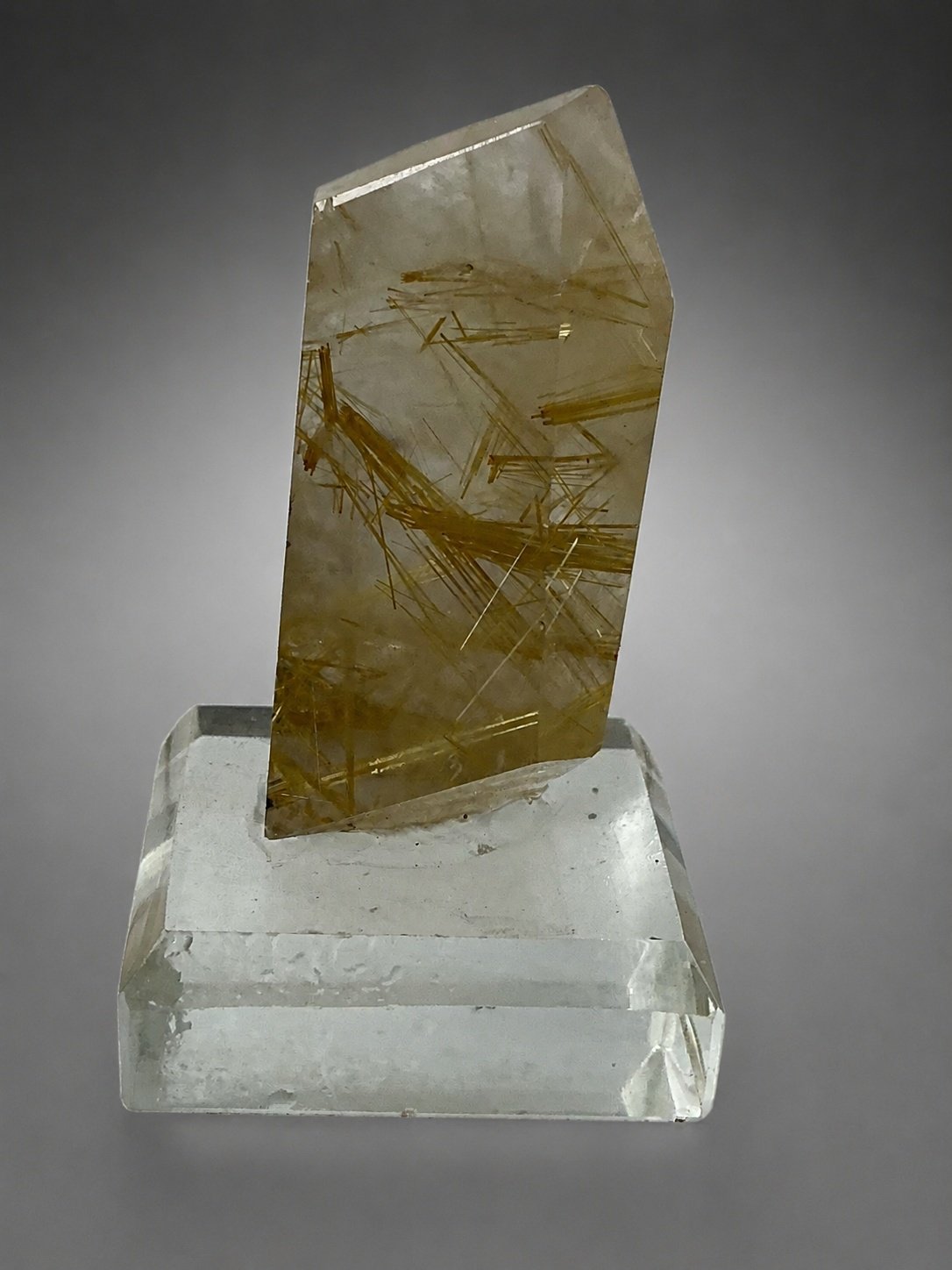 Golden-Copper Rutilated Quartz with Glass Base — Brazil — 20 g — view 4