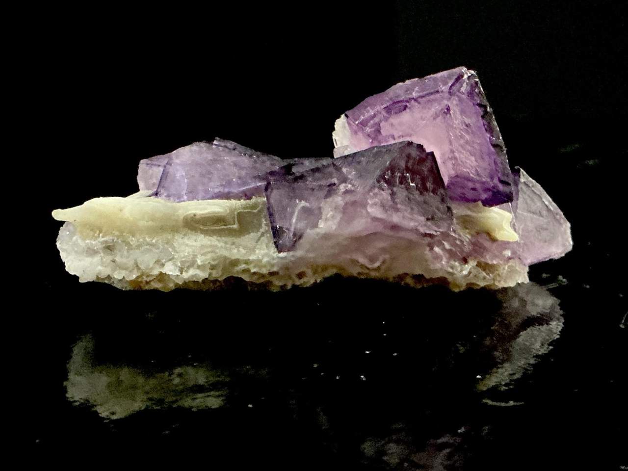 Purple Octahedral Fluorite on Banded Quartz-Calcite, full specimen view