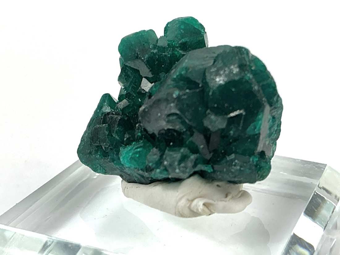 Dioptase from Mindouli, Congo, crystal faces and mineral association, view 2