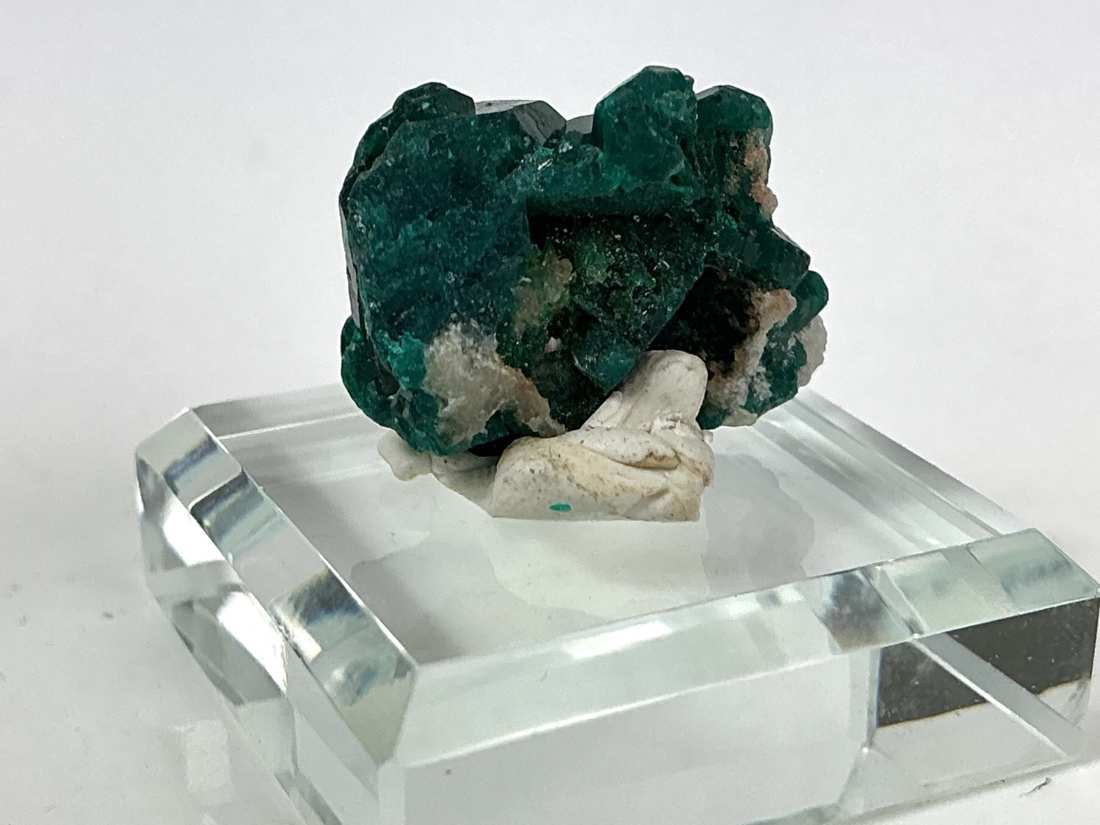 Dioptase from Mindouli, Congo, crystal faces and mineral association, view 5