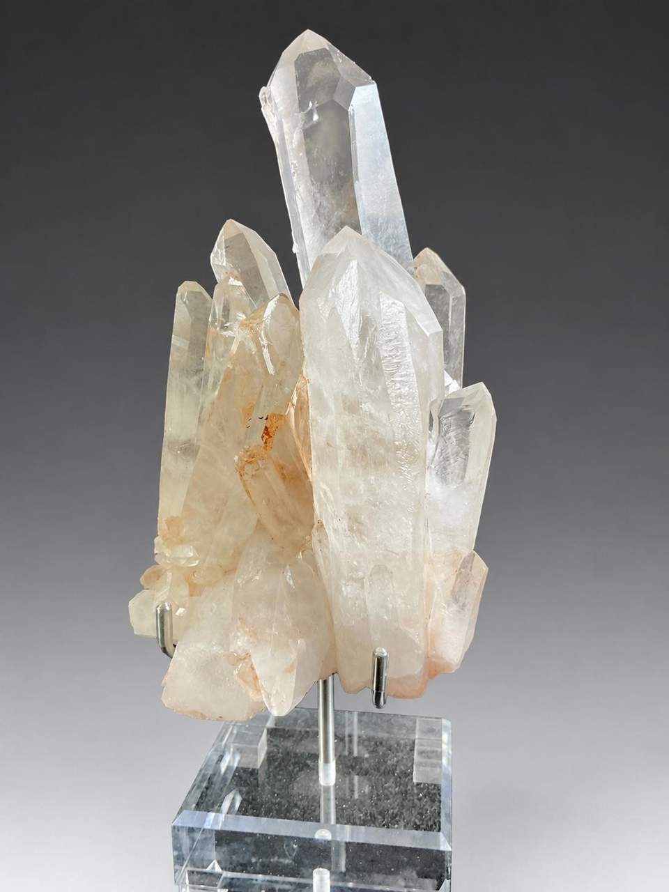 Large iron-included Quartz crystal cluster